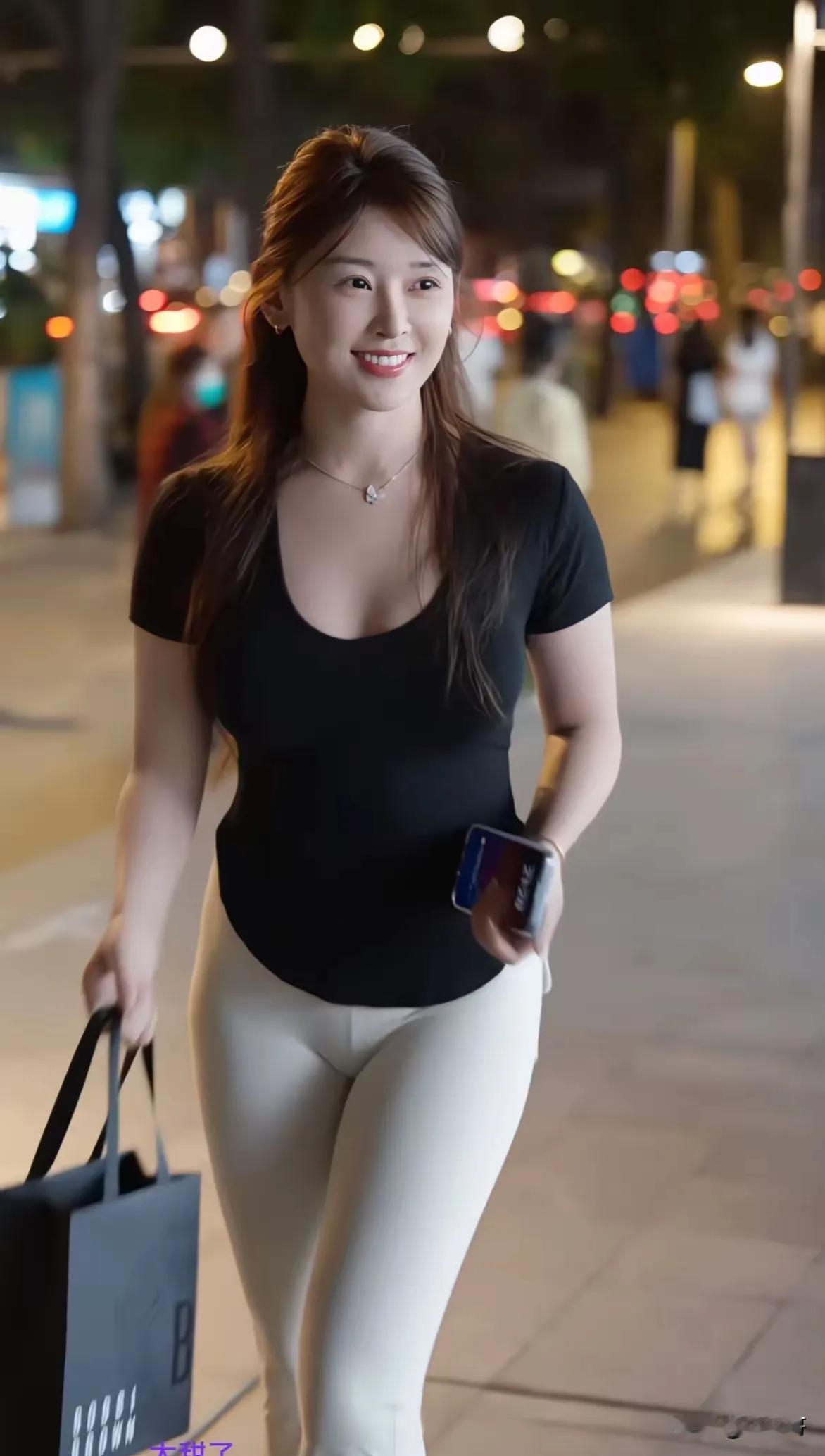 你知道吗？
一个人愿意等待，
另一个人才愿意出现。

一个人愿意出现，
另一个人