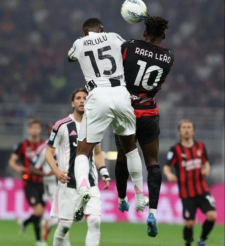 出院！有人评论，说既然是神圣同盟，为什么两回合都要0比0打平。为什么不各赢一场，