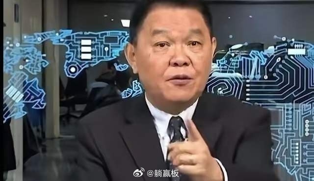 台湾地区学者黄征辉通过电视喊话岛内民众，跟国民党主席郑丽文走，两岸统一后台湾人会