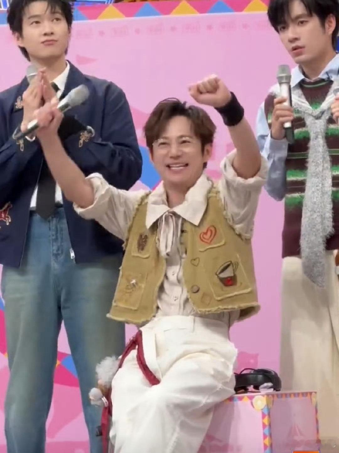  何炅记忆力的神何炅记得每一个大侦探的金句名场面你好星期六 名场面自动检索！何炅