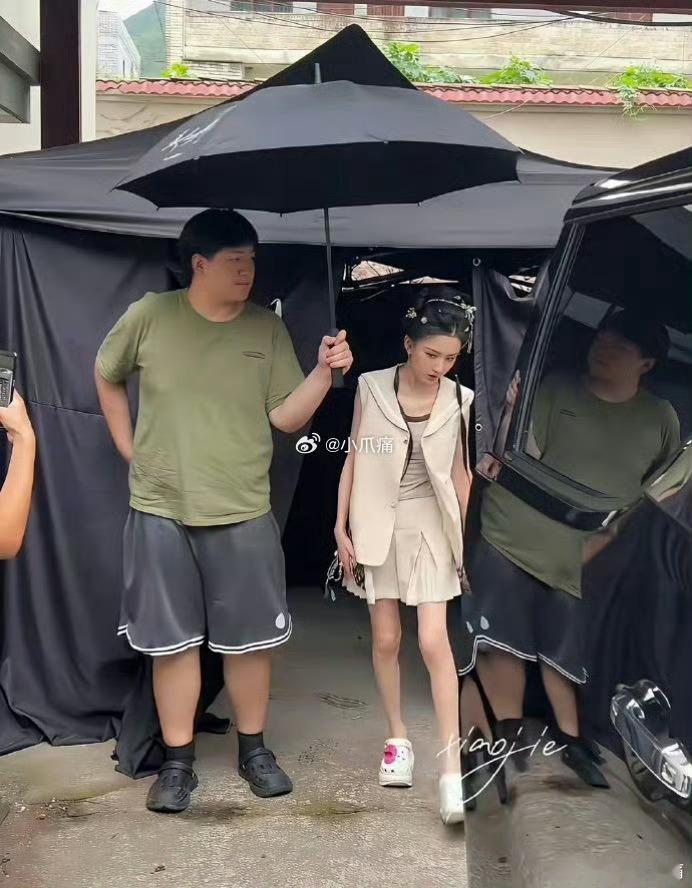 镜头真的对女明星好残忍，宋祖儿都瘦成这样了上镜才刚刚好 