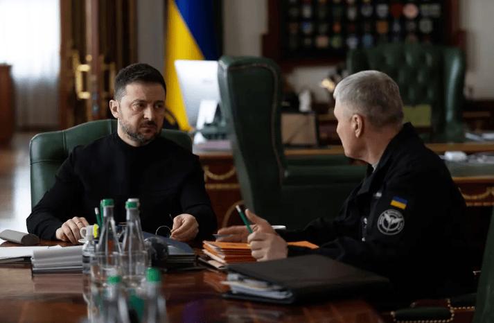 当地时间3月10日，乌克兰总统泽连斯基对外公布了一组惊人的战场伤亡数据，瞬间引发