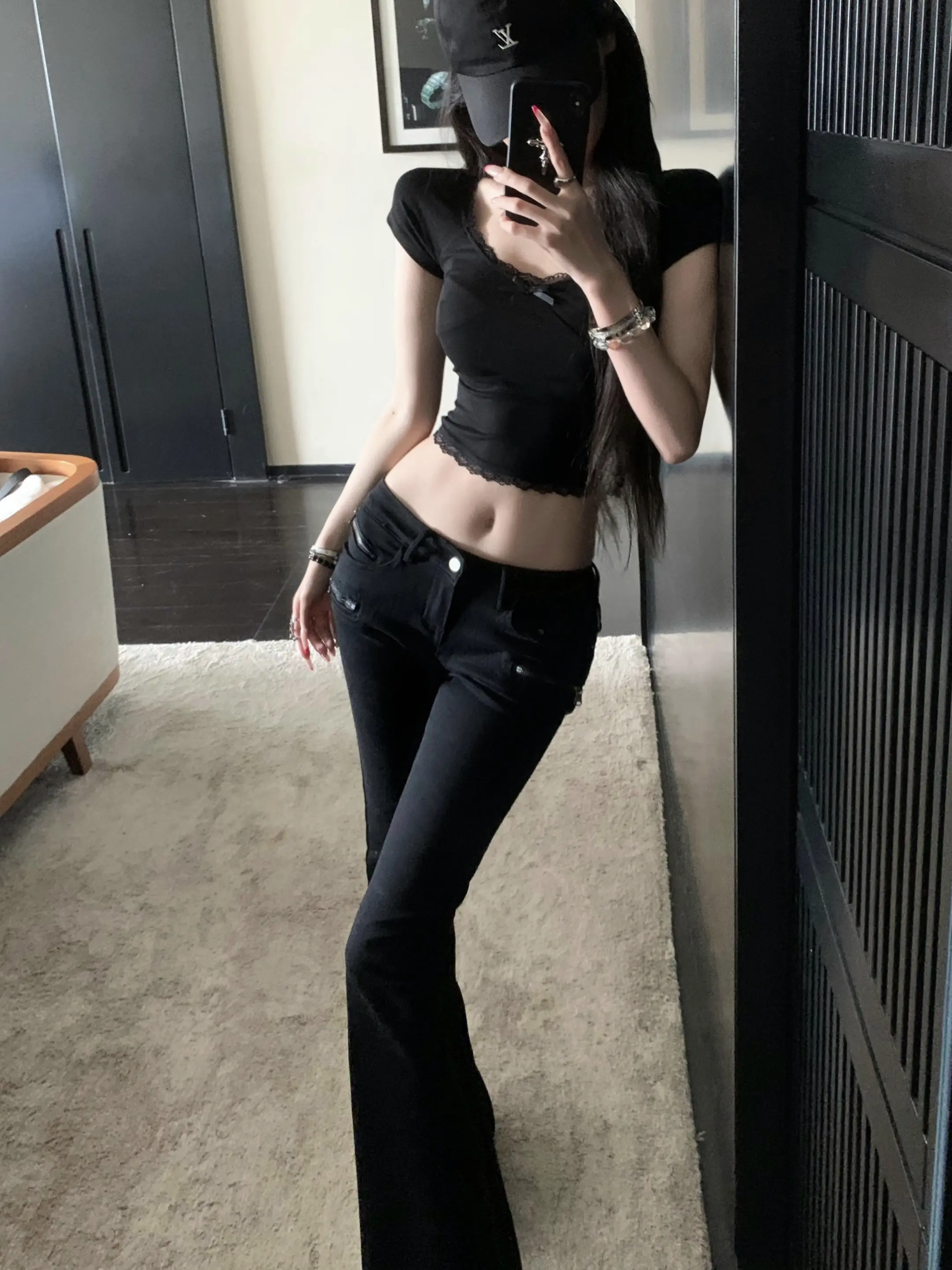 黑还是白。