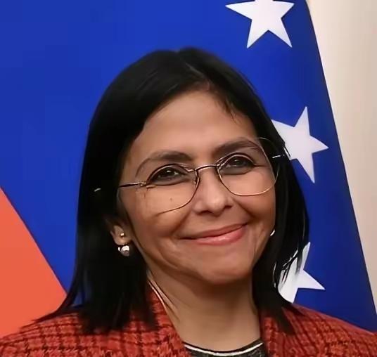 舔的太快了，有点跟不上，美国表示，委内瑞拉将向美国提供一亿美元黄金，同时还有很多