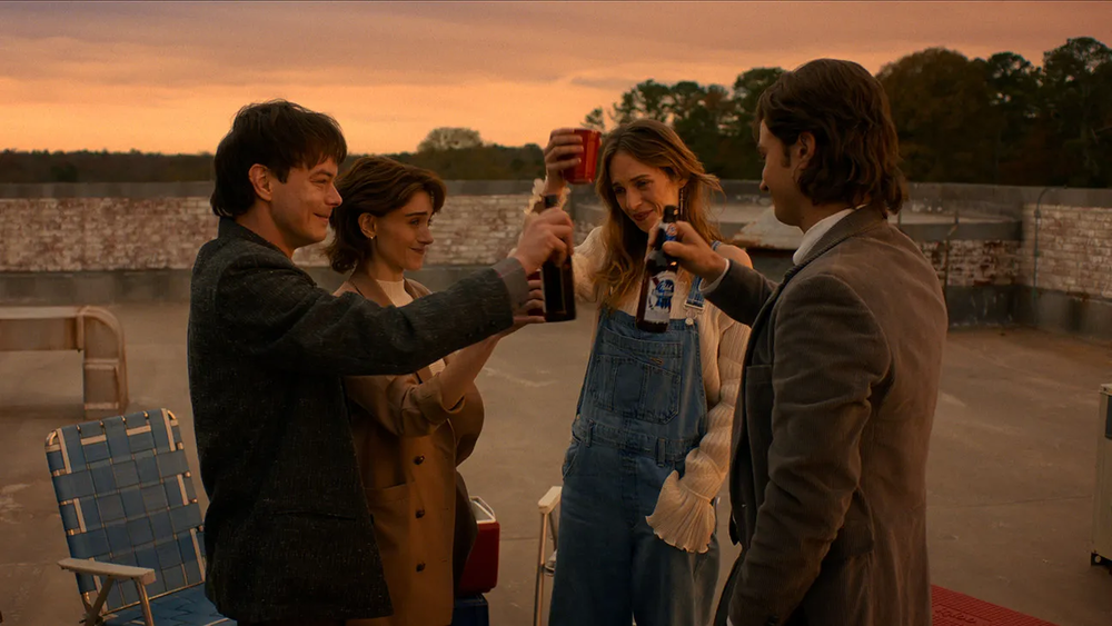 80年代的狂野与未来，都藏在怪奇物语的穿搭里