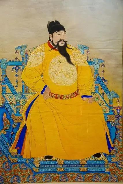 朱棣能坐上皇位，不得不说他还是能力的，当初他做藩王时，在朱允炆的削藩政策下，他手