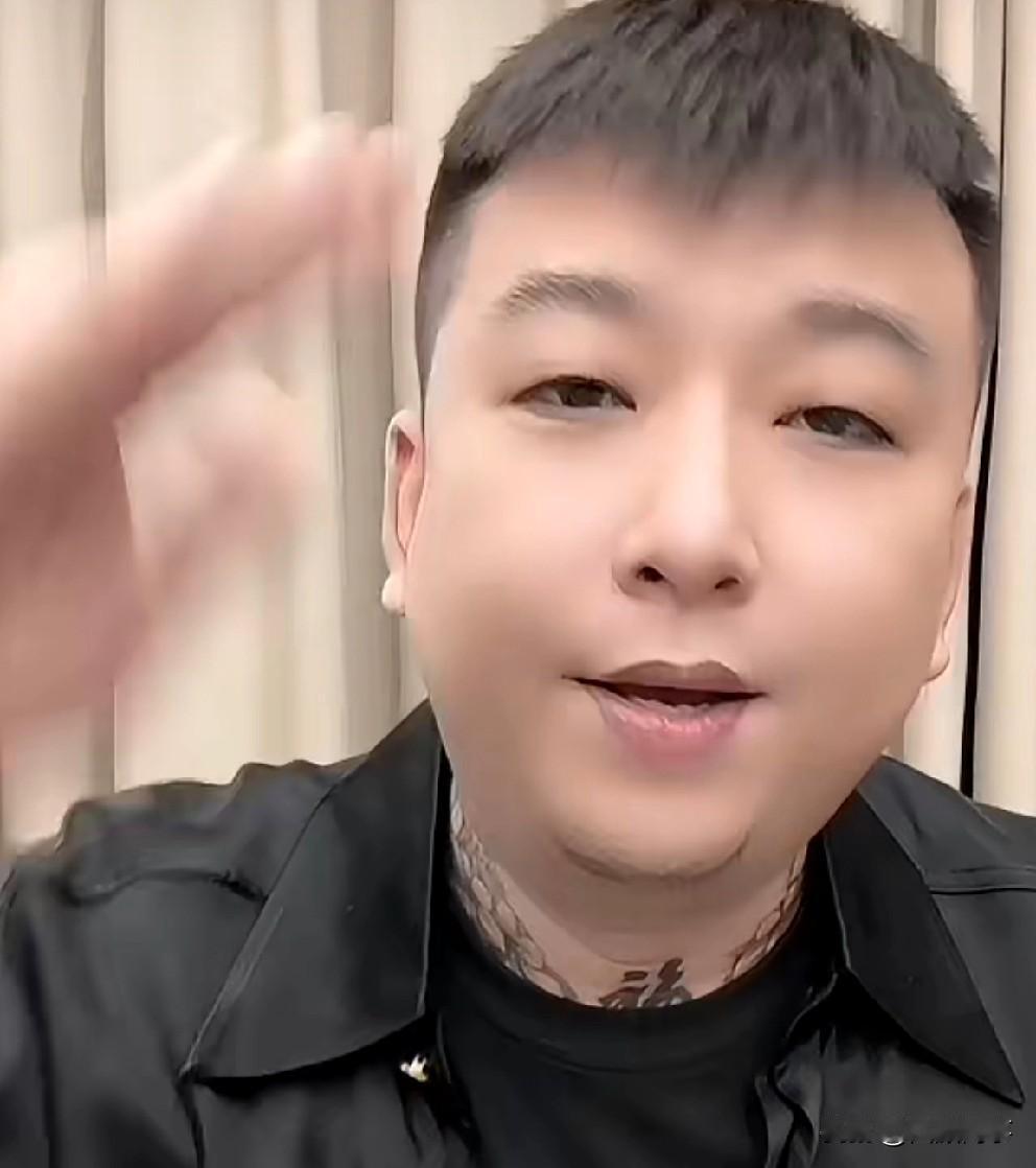 “义薄云天”李四被强架上山做惩罚！

          “义薄云天”的天津李四