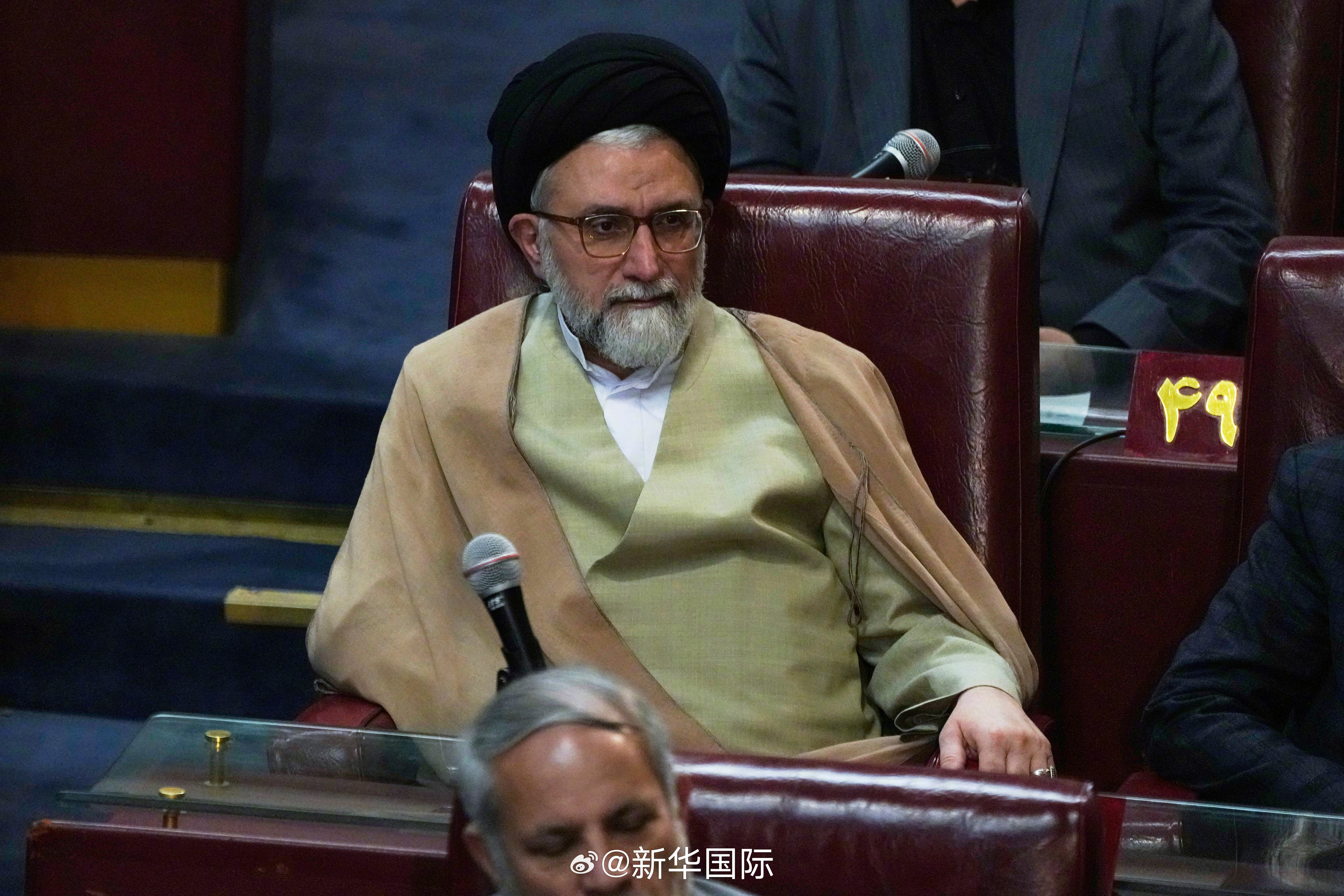 伊朗总统证实伊情报部长遇害 【伊朗总统证实情报部长遇害】伊朗总统佩泽希齐扬18日