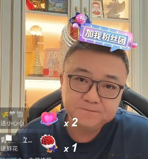 关于小黑年龄问题，已交给纪律委员会。
董路说，这个问题已经交给2034杯纪律委员