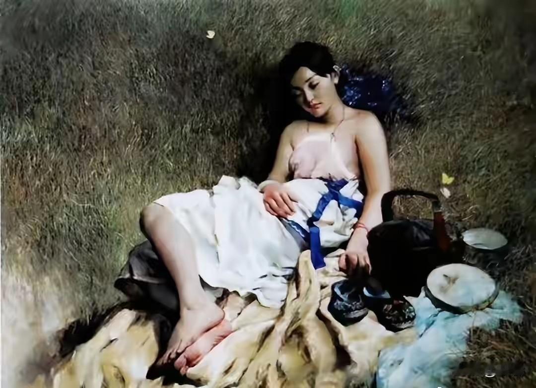 谁能想到，身价破千万的人体油画里，那位灵气逼人的青涩少女，竟然是18岁的周迅！ 