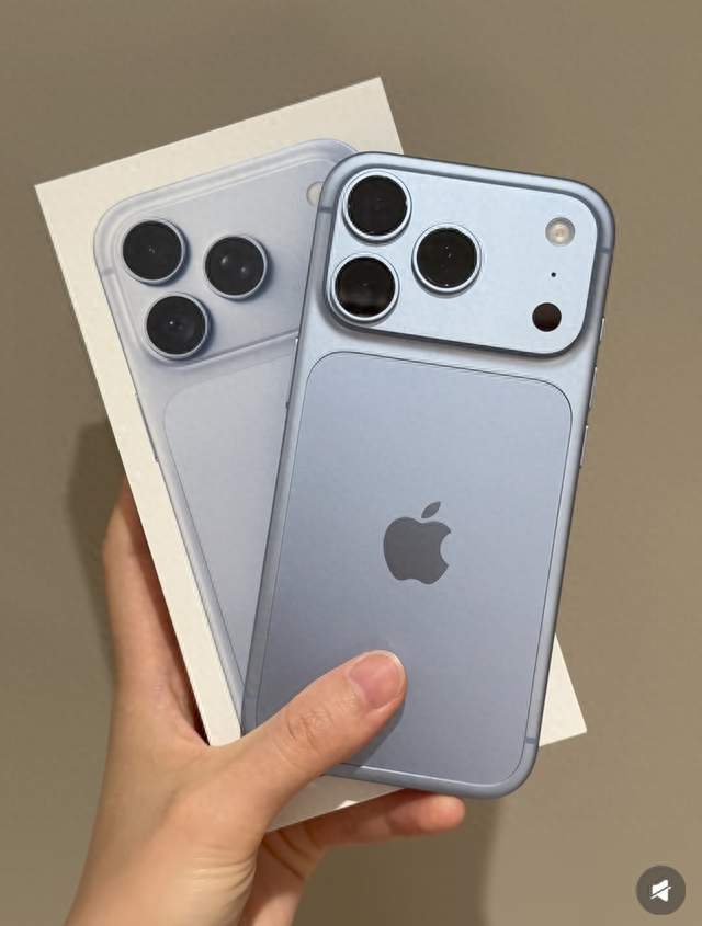 iPhone升级怎么选？iOS26.7养老还是iOS27尝鲜看机型