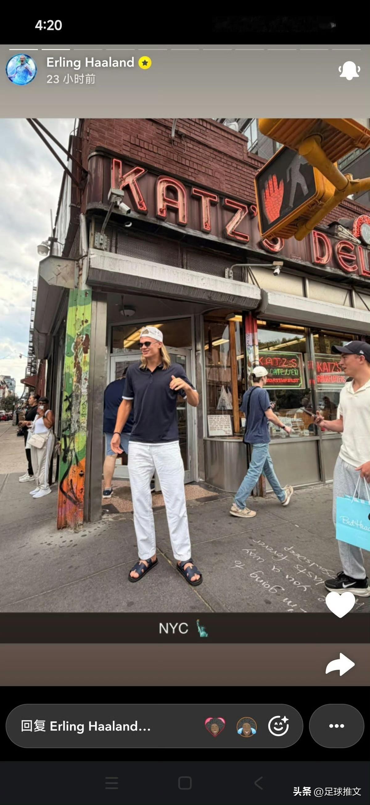哈兰德带着挪威等了28年终于站上世界杯舞台，首秀就用一个梅开二度宣告了自己的到来