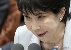 3月22号北京那场高层论坛，名单一出来大家都看傻了。苹果库克早早到了，德国韩国的