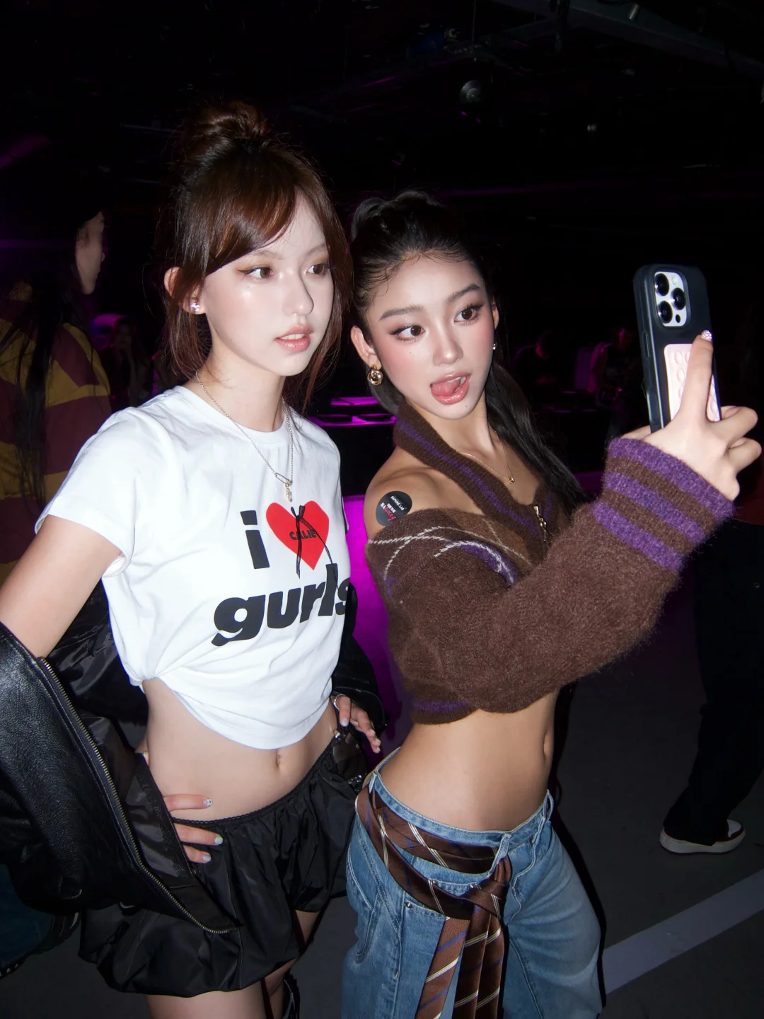 看秀姐妹花👯‍♀️