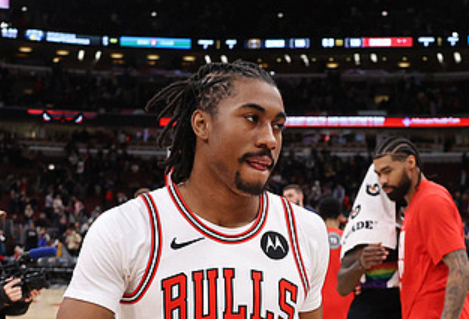 AI短剧 偷脸据消息人士告诉ESPN，公牛队将在杰登-艾维近期发表反LGBTQ言