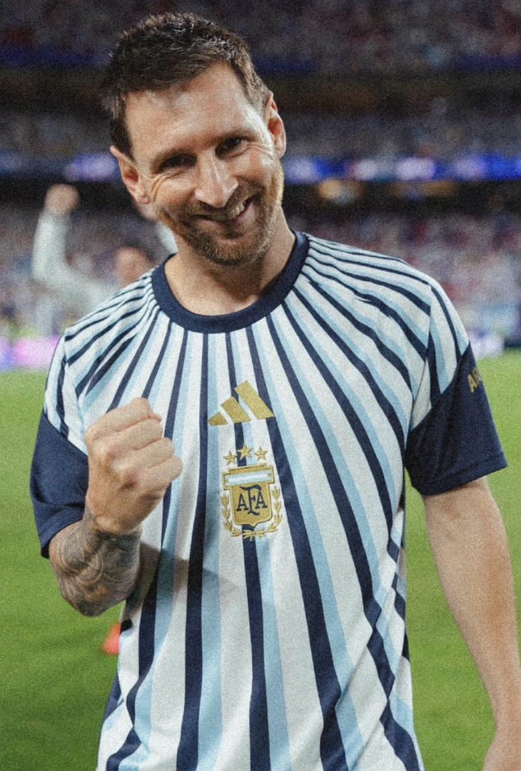 🐐38岁的梅西：- 49场比赛 👕- 48粒进球 ⚽️- 30次助攻 🅰️