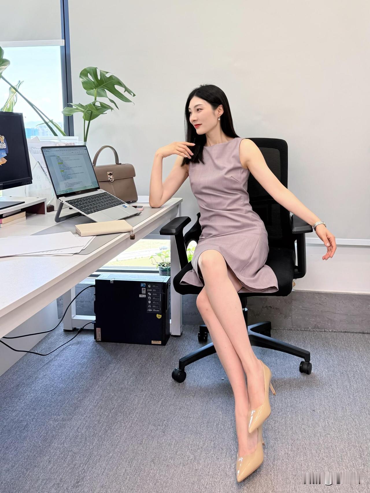 168通勤｜officelady💻✨夏日高质感穿搭||紫色真的很衬人～💜
	