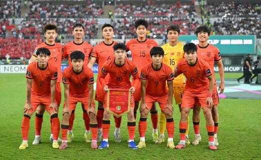 【詹俊称国足丢球有一定偶然性】体育评论员詹俊：u23国足亚军，实力差距还是挺大的