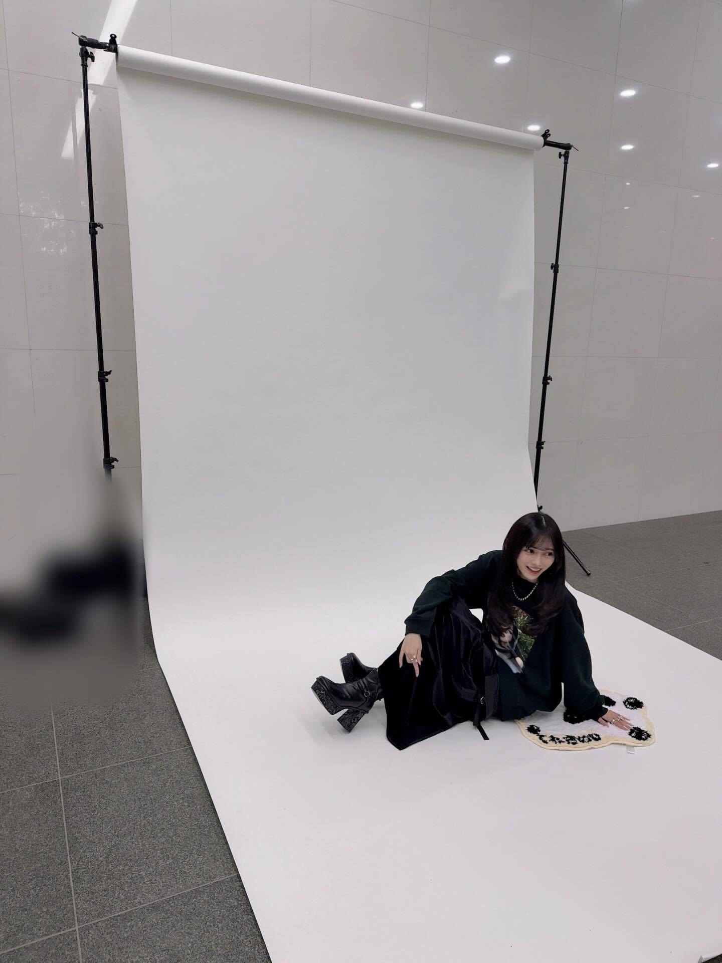 「個展『Wings:あひるの夢』当日券販売中です🦢‪𓈒𓏸 グッズのEC販売