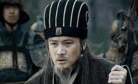 “诸葛亮不是‘鞠躬尽瘁’的悲情CEO，是三国最强‘组织韧性操作系统设计师’——他