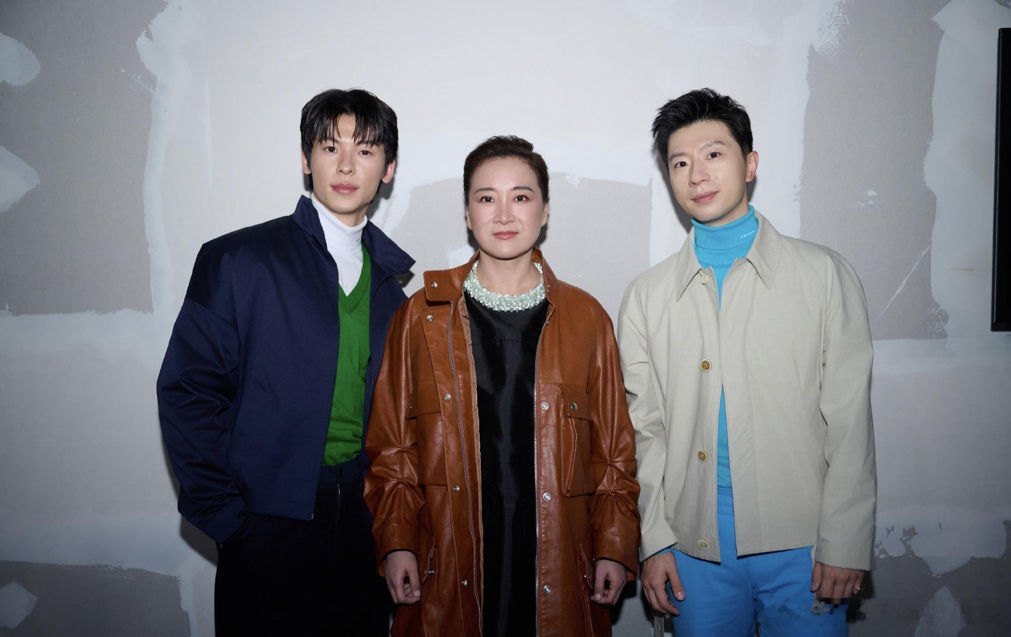 贾玲马龙看秀同框马龙好好看