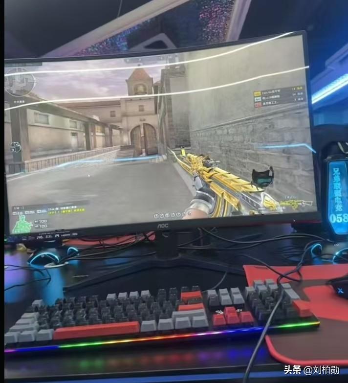 现在不管年轻人还是不少中年人，都选择在家打游戏、靠游戏搬砖挣钱。不是不想上班，而