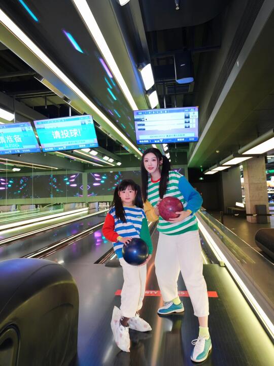 武汉超大室内亲子游乐场🎳女儿玩得不想回家