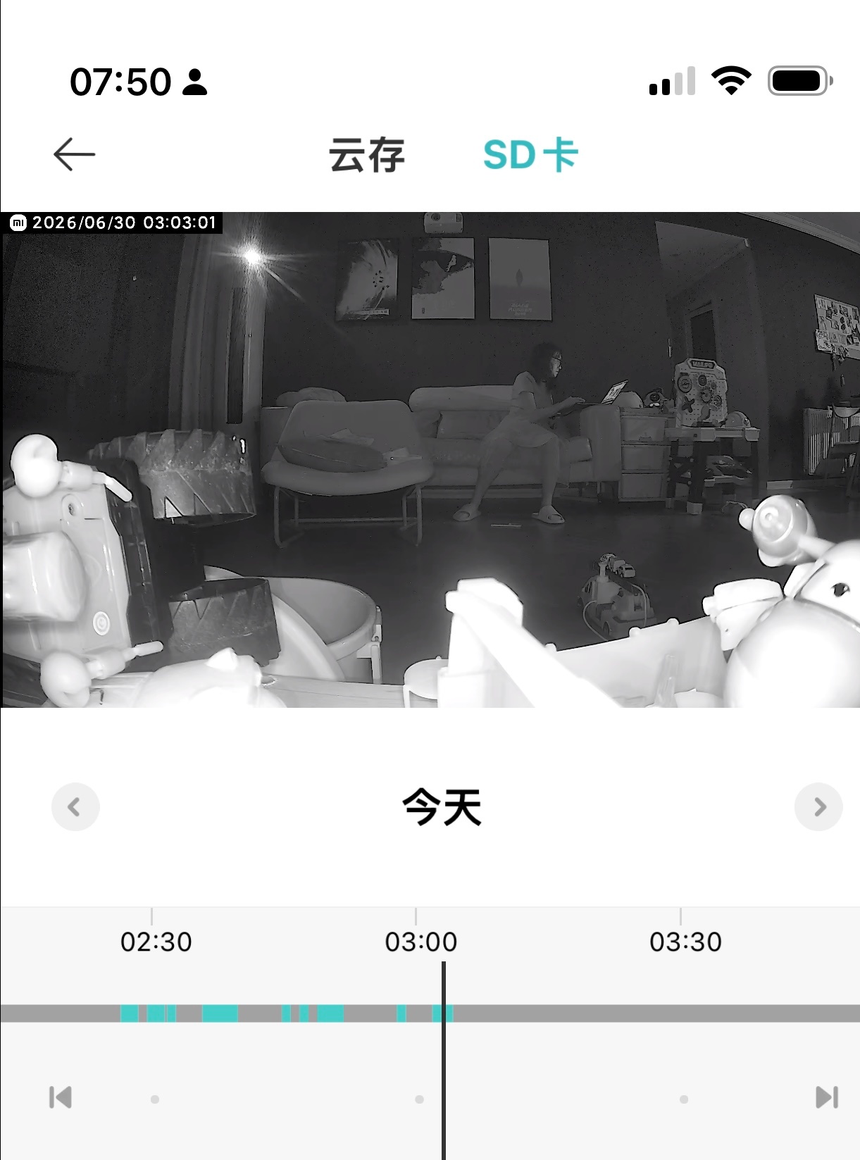 我老婆是我见过精力最旺盛的人，没有之一，我觉得她有做商业巨子的潜力。这都放暑假了