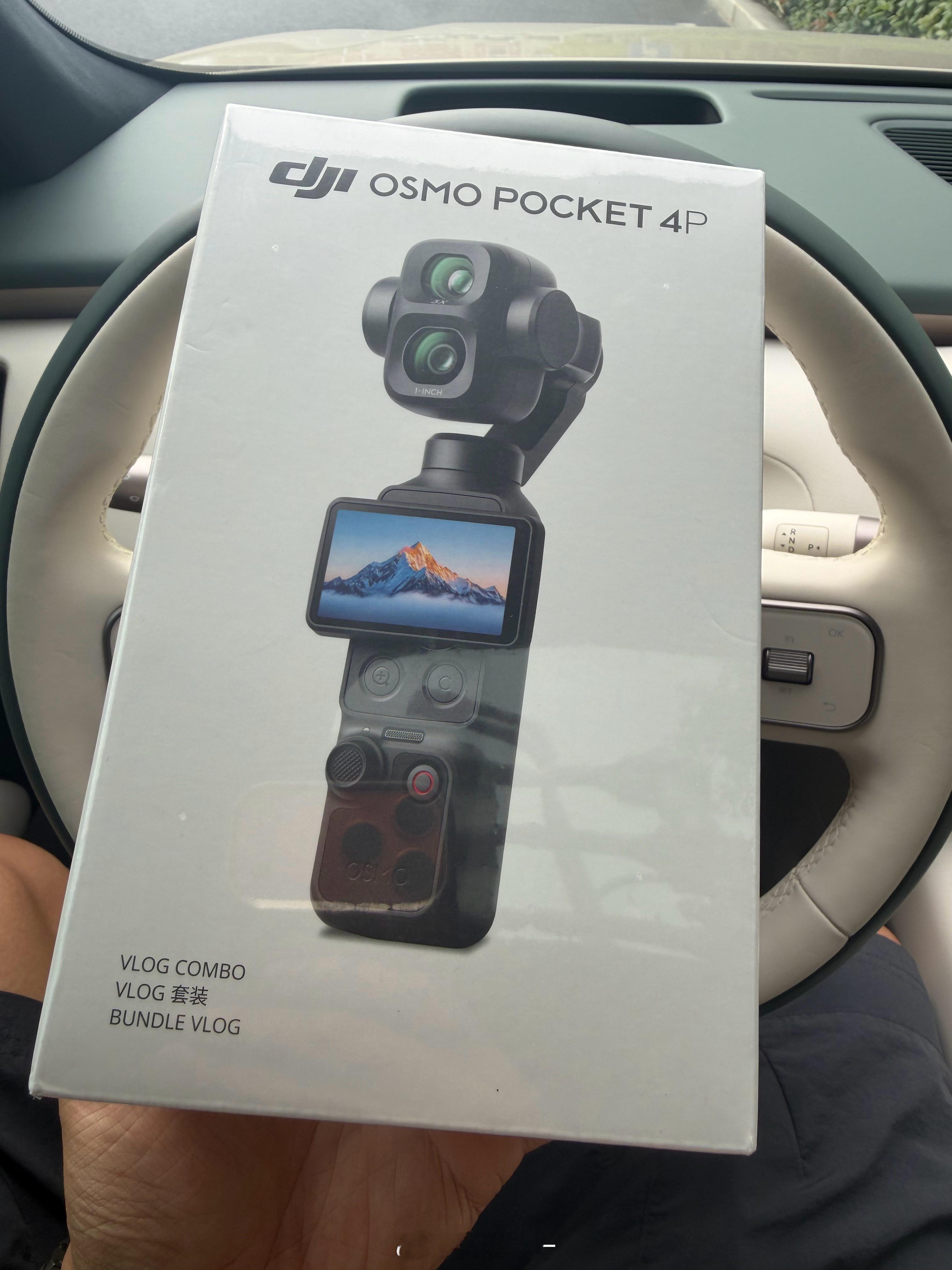又搞了一个大疆Pocket 4P Vlog版，我司已经4台了，拍视频的确好用。我