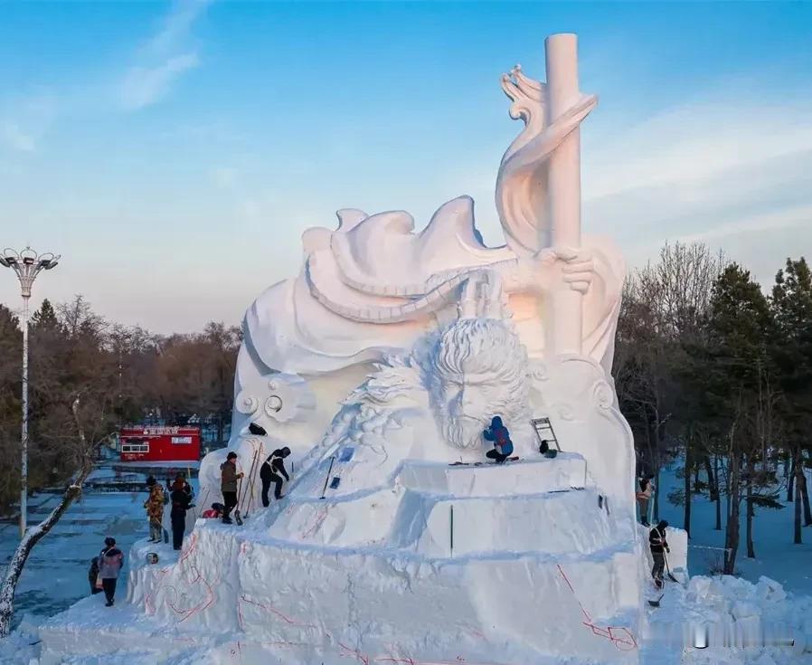 今年太阳岛雪博会又一个网红雪雕将震撼来袭！

还记得去年太阳岛雪博会那个“龙腾福
