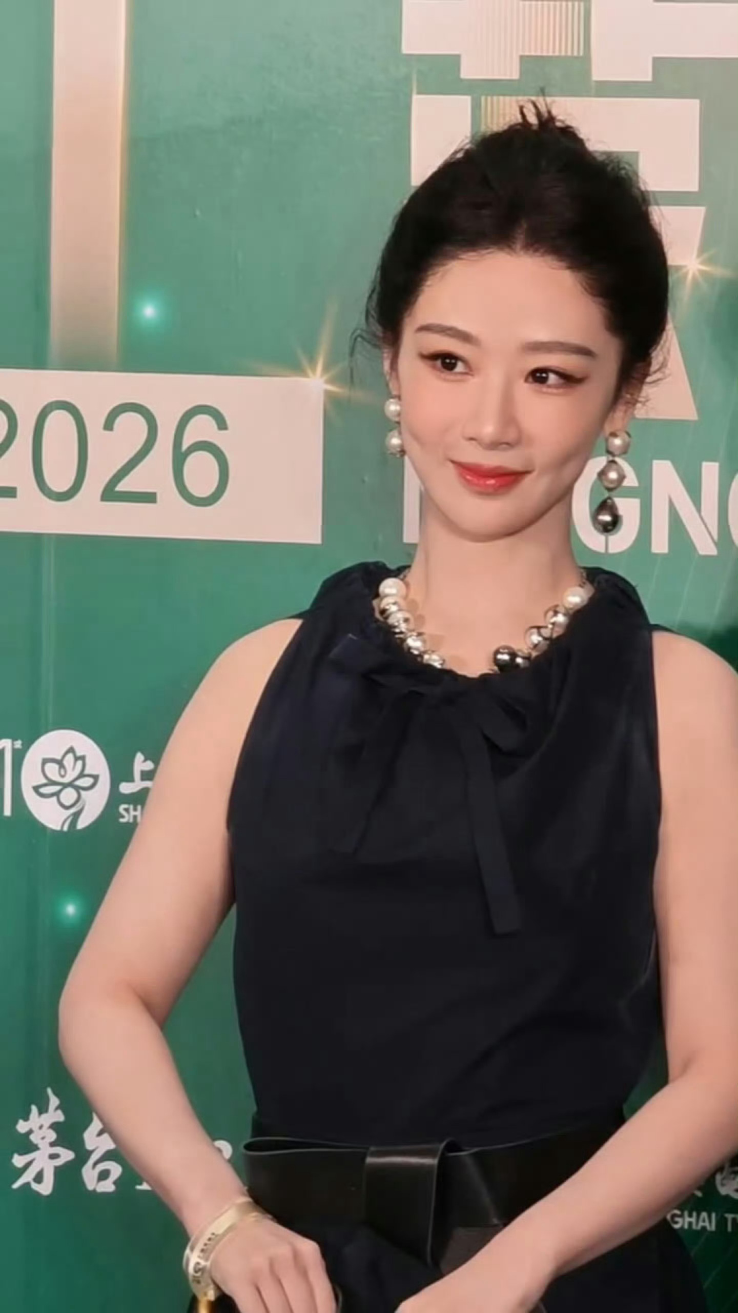 胡歌杨紫同框是我们生命树师徒合体啦，期待玉兰花开