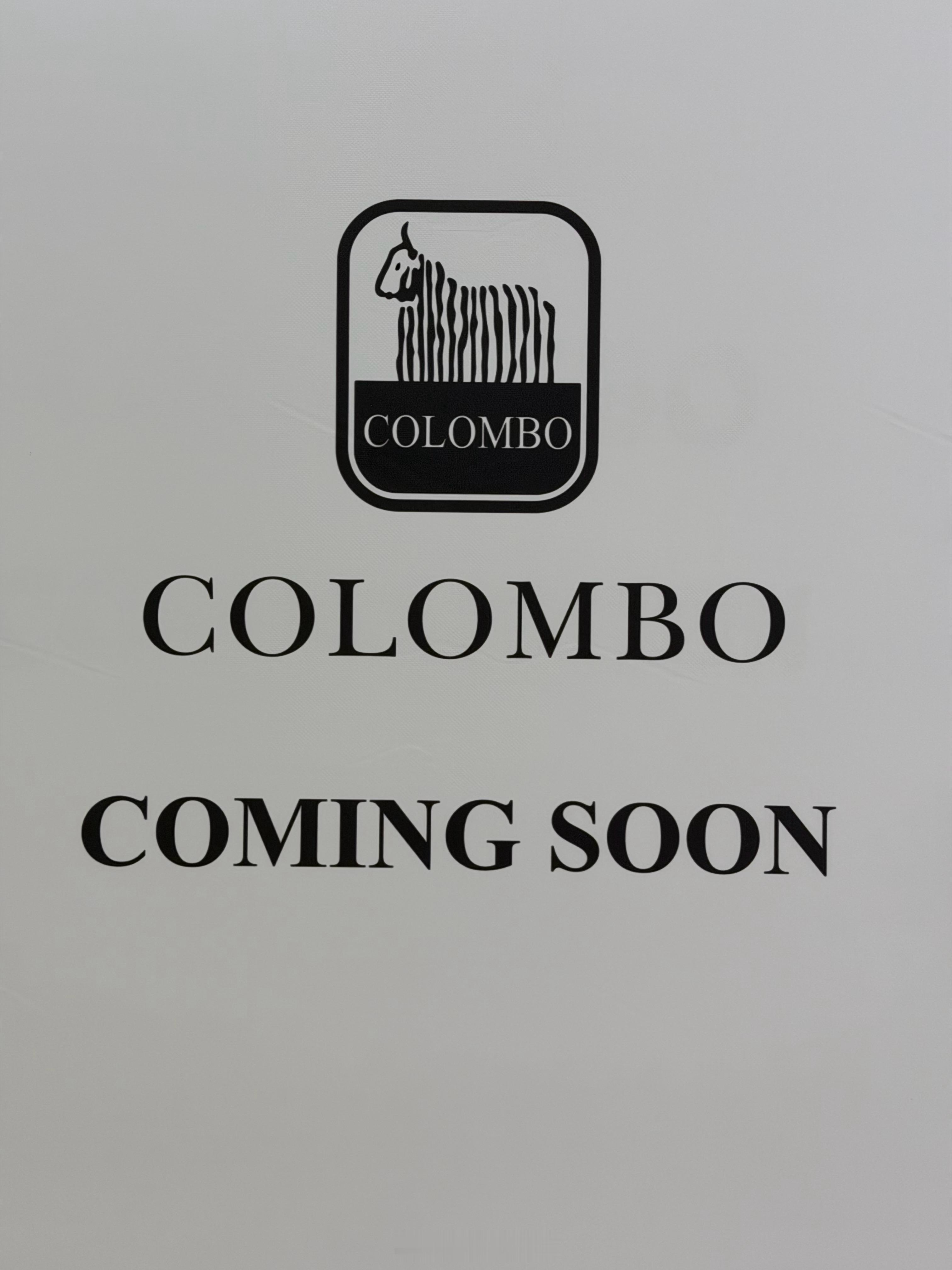 杭州大厦A座二楼，PRADA对面的位置，COLOMBO围挡。 ​​​