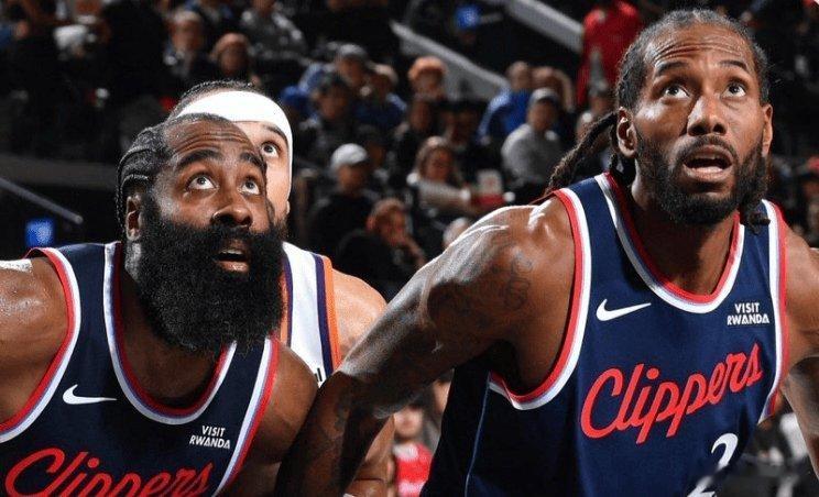 快船队目前的确有时间、也可以保持耐心，在祖巴茨伤愈回归（大致还有8场比赛）多观察