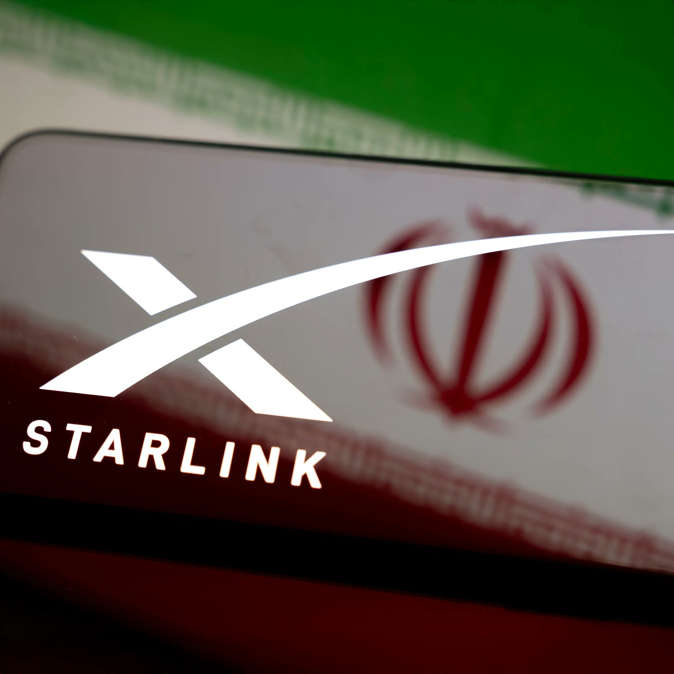 伊朗官方媒体ISNA报道，伊朗当局称，他们在法尔斯省逮捕了一名37岁的男子，该男