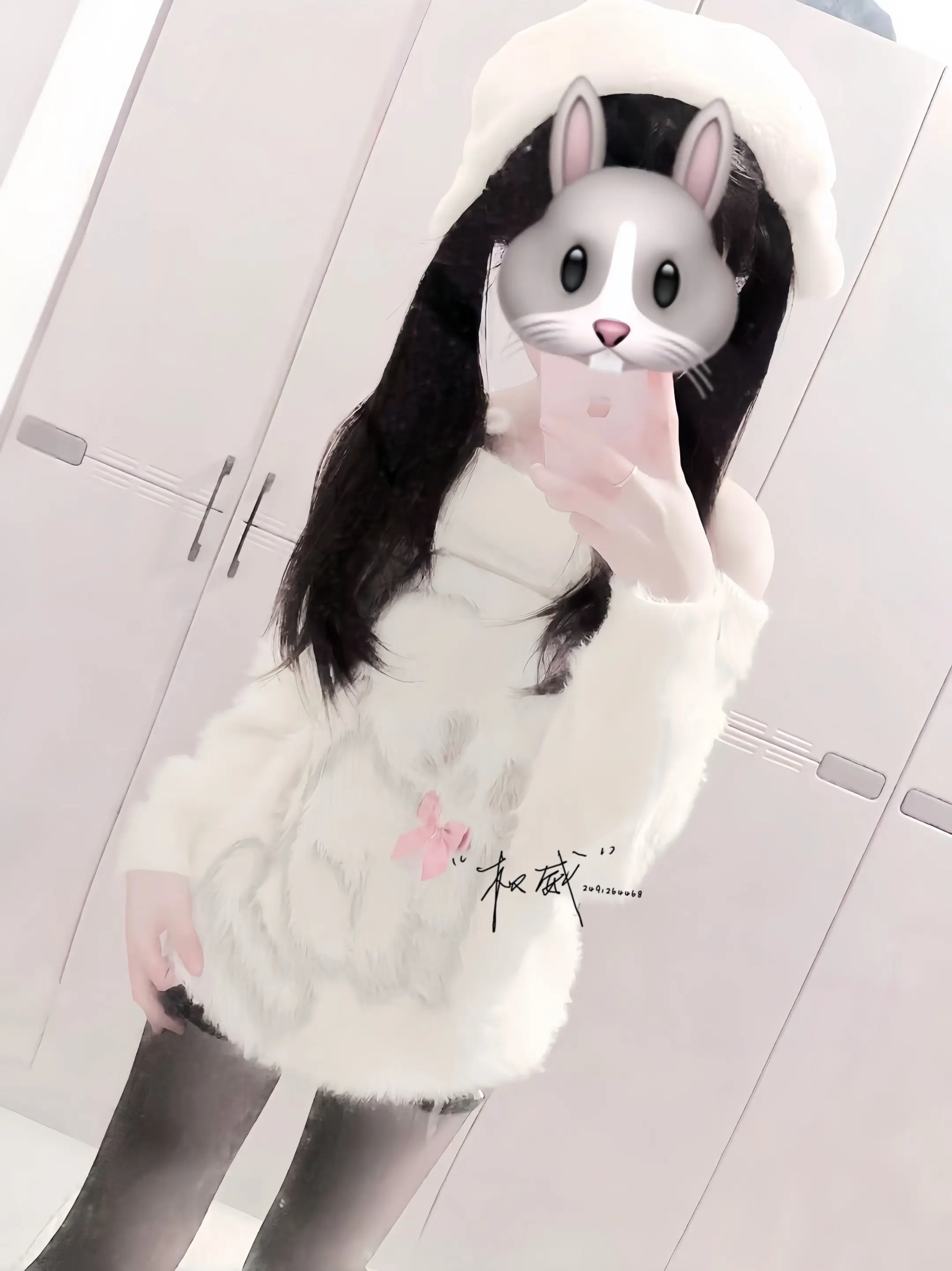 丫头 你还小0我不碰你（极力忍耐）0但如果你敢跟我提分手(怒目而视 一...