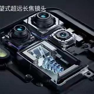 华为Mate90真机图流出最亮眼的是长焦——网传将搭载2亿像素潜望长焦，支持10