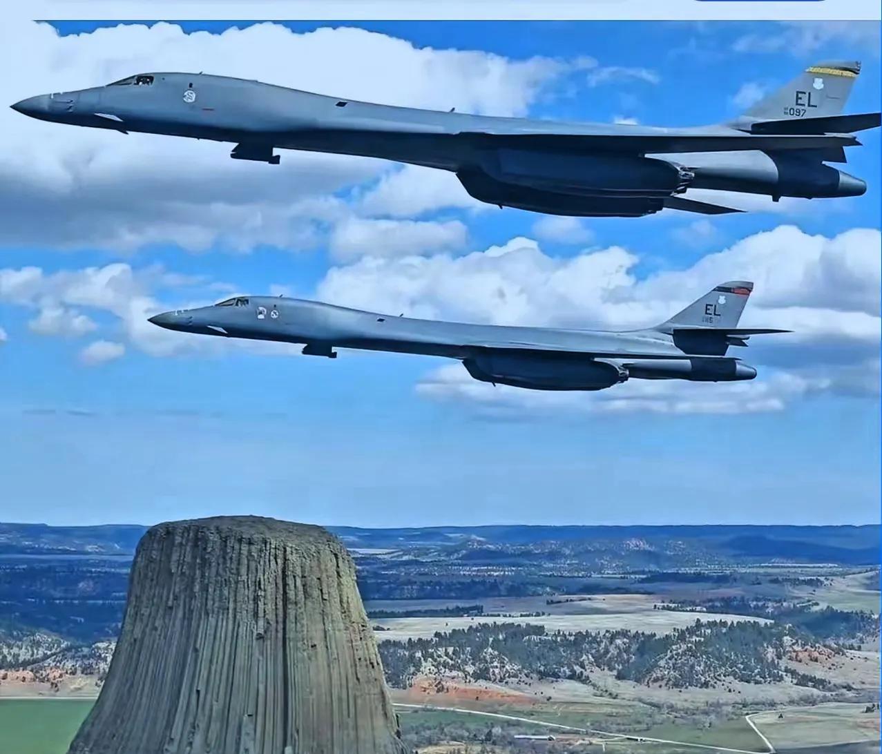 不用打，美军在南海自己掉下来两架军机！

半小时内，“海鹰”直升机和“超级大黄蜂