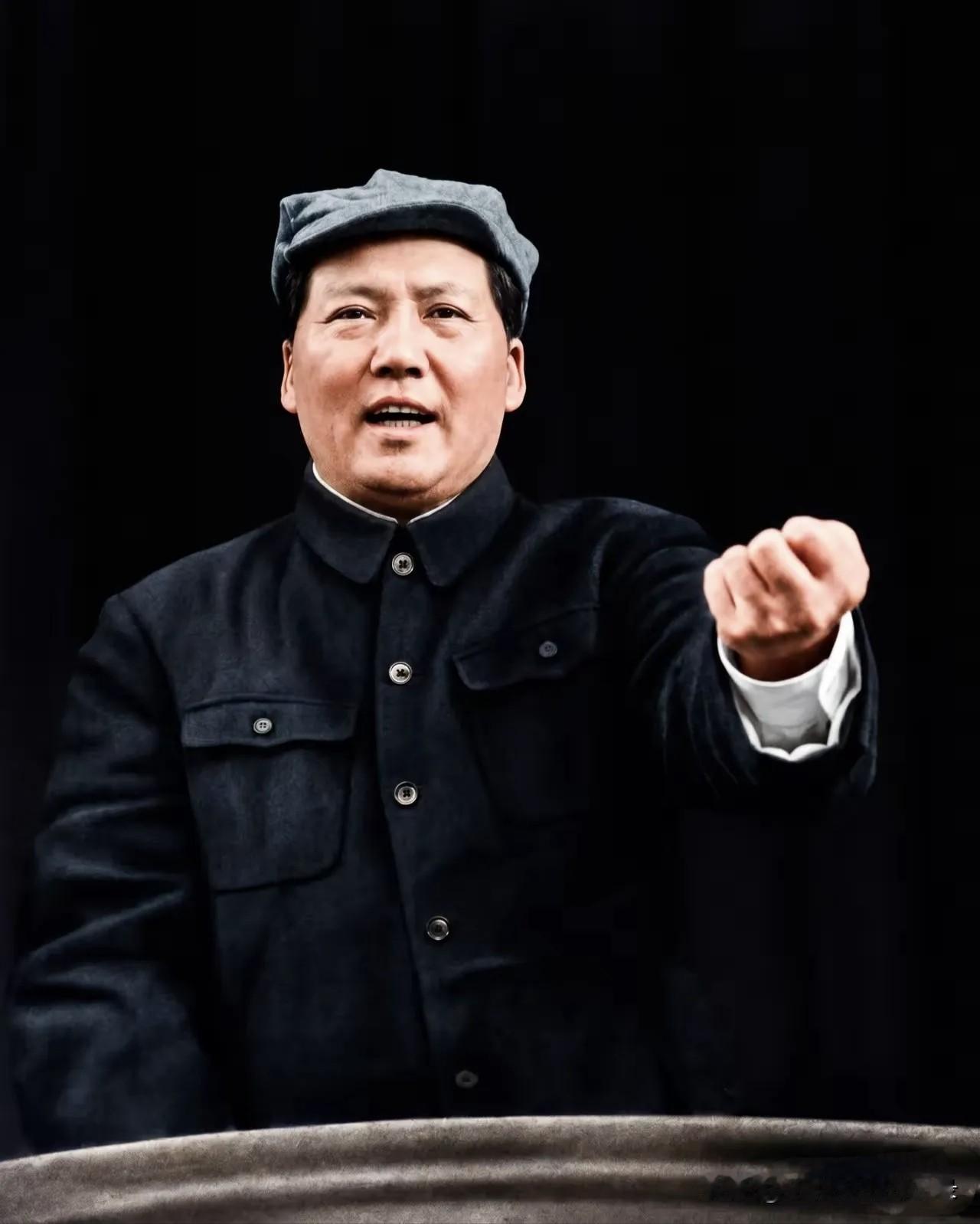 毛主席带领全党和全国人民用整整一代人的浴血奋斗和牺牲，白手起家，艰难创业。在不到