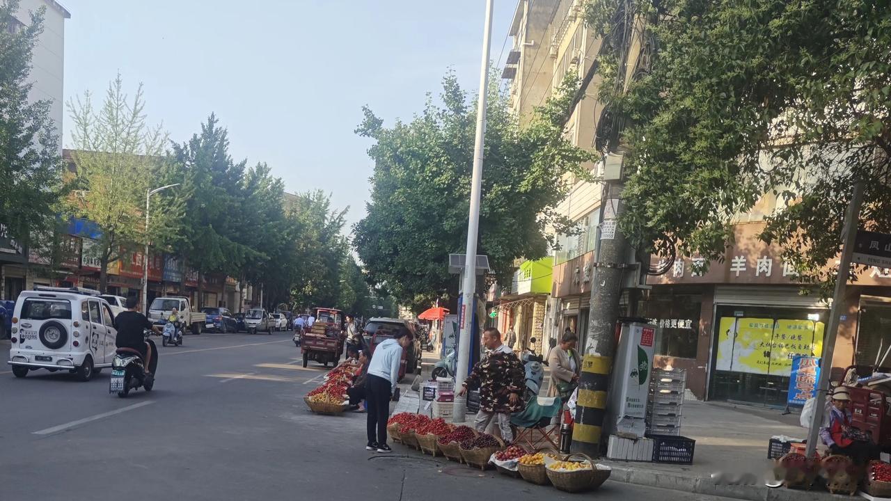 #宝藏兴趣攻略#
上联:百业兴旺财源广
下联:全民幸福喜气洋
         