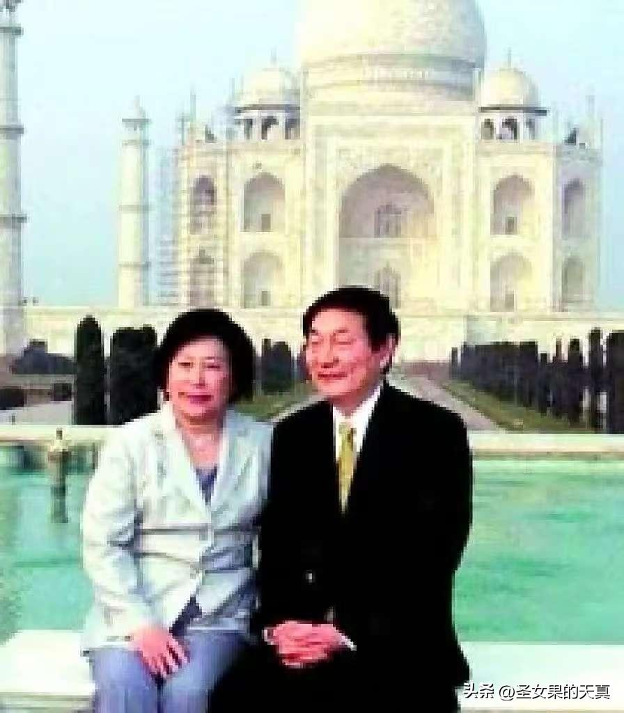 8月12号那天，朱老走了，98岁，一辈子清清白白、忙忙碌碌，给国家干了一辈子活。