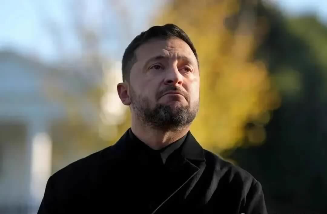 那一年春天，乌克兰民众用选票把国家命运交到了一位从未涉足政坛的演员手中。

乌克