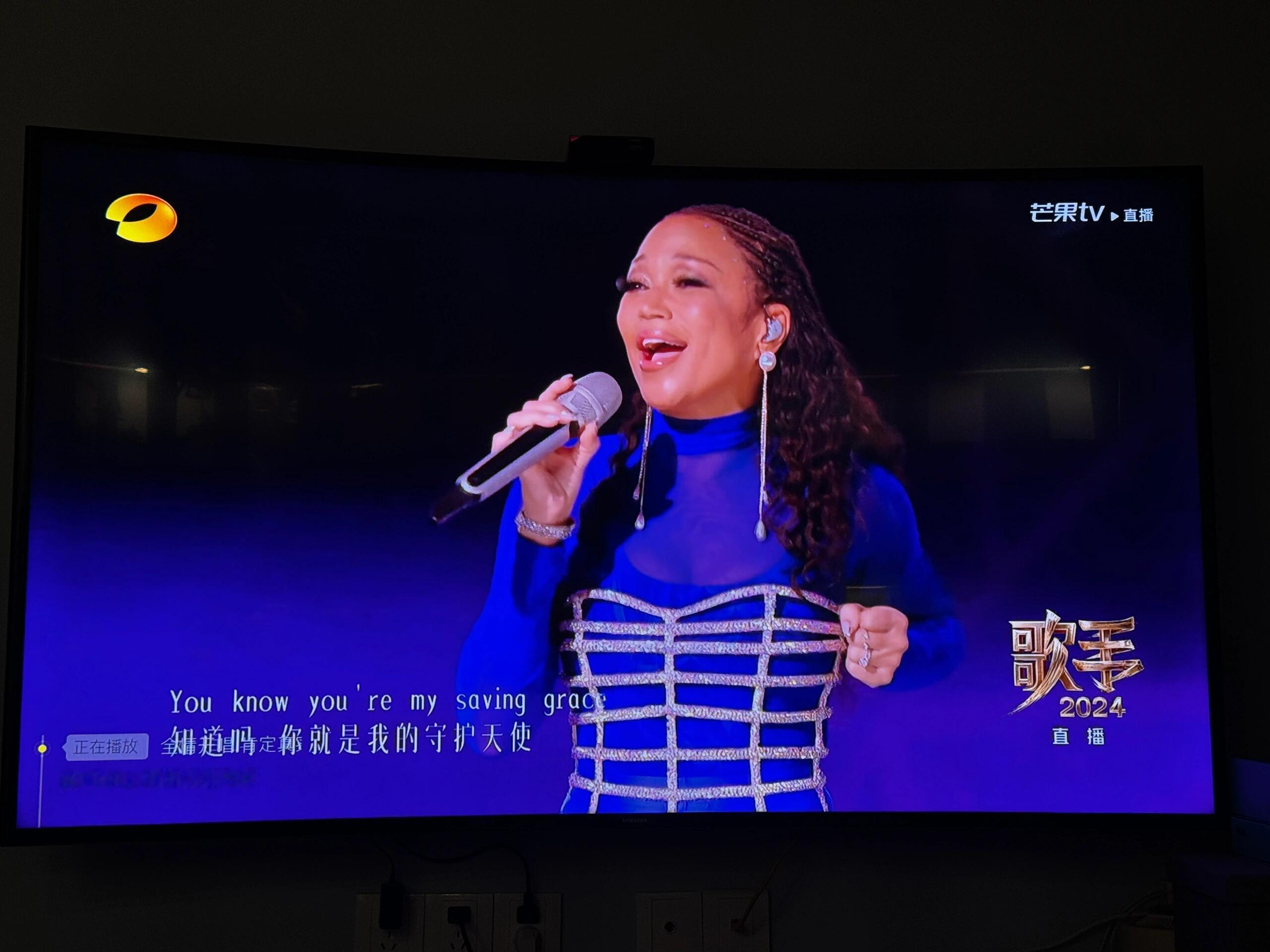 #香缇莫改词# momo真的好真诚！！原句是Baby I can see you