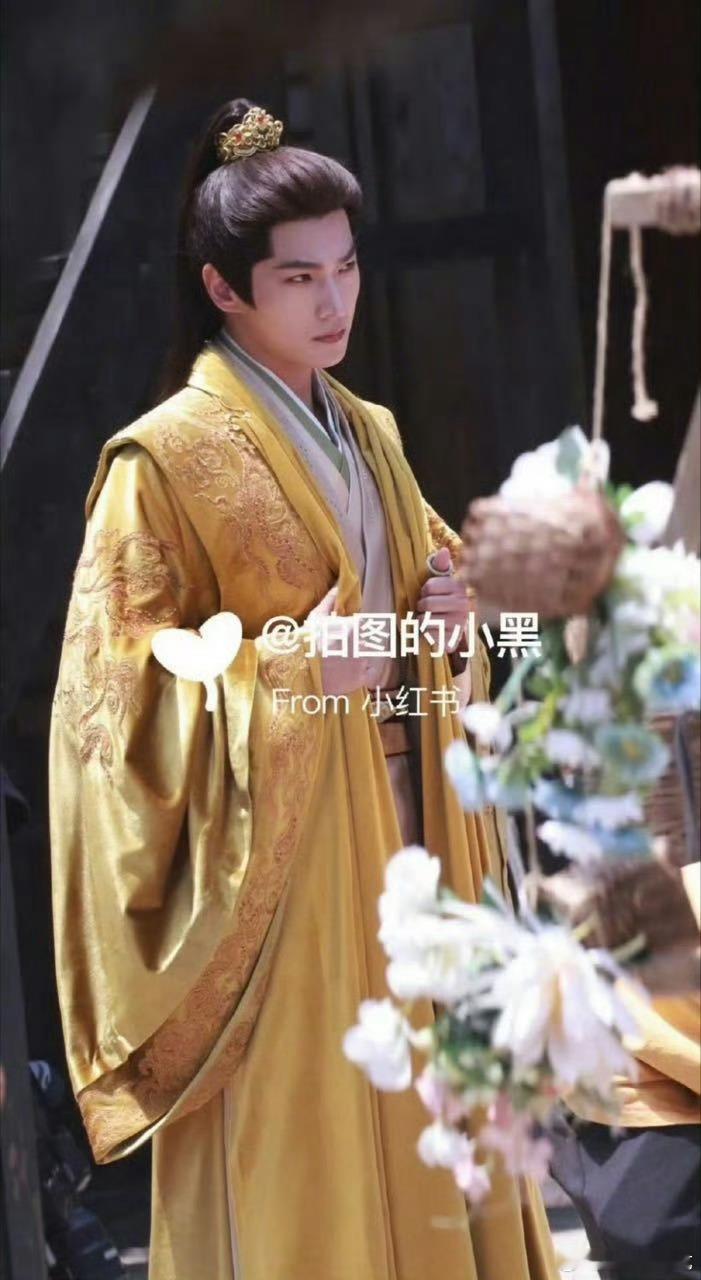 不让江山这衣服确实非常值得维权，造型师就应该被避雷 