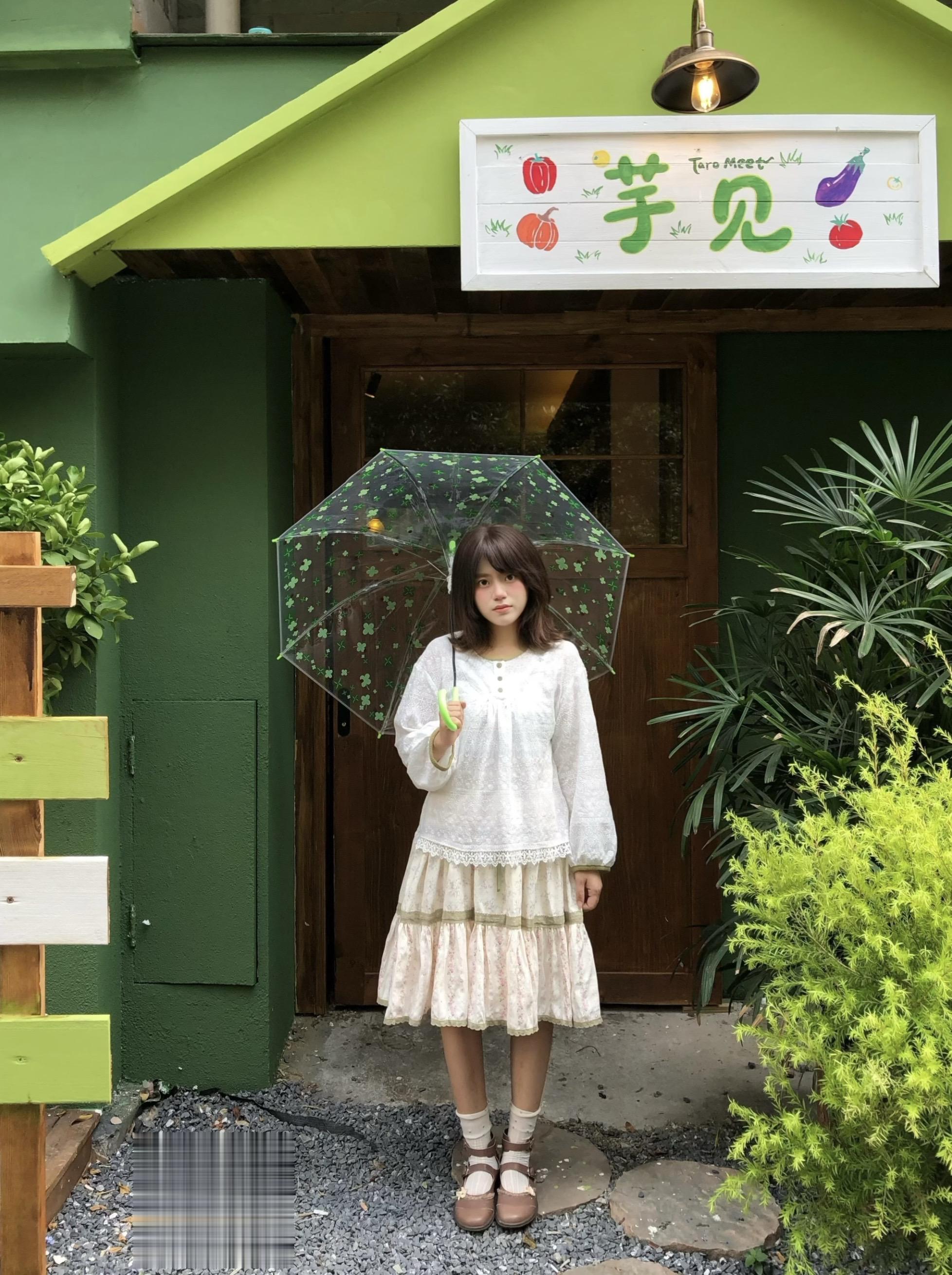 让我成为树叶被微风吹拂。