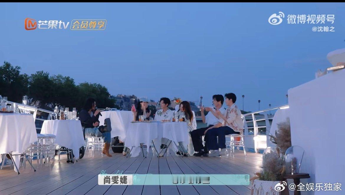 尚雯婕嗓音的穿透力 尚雯婕的歌声如利剑破局，塞纳河畔的演绎穿透距离，每个音符都藏