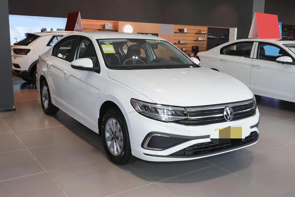 朗逸、宝来、速腾都是大众车型，都属于紧凑型轿车，朗逸和宝来属于A级车，速腾属于A