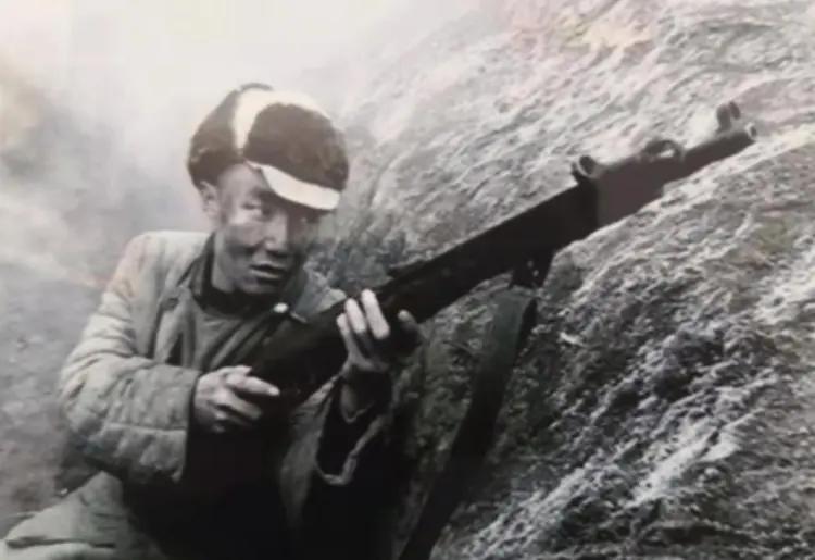 邹习祥（1922年4月24日-1993年），男，仡佬族，出生于贵州省遵义市务川自