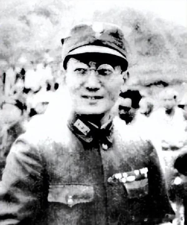 1952年，遵义会馆的原主人，一位曾血战淞沪、徐州、长沙的抗日名将，主动起义的国