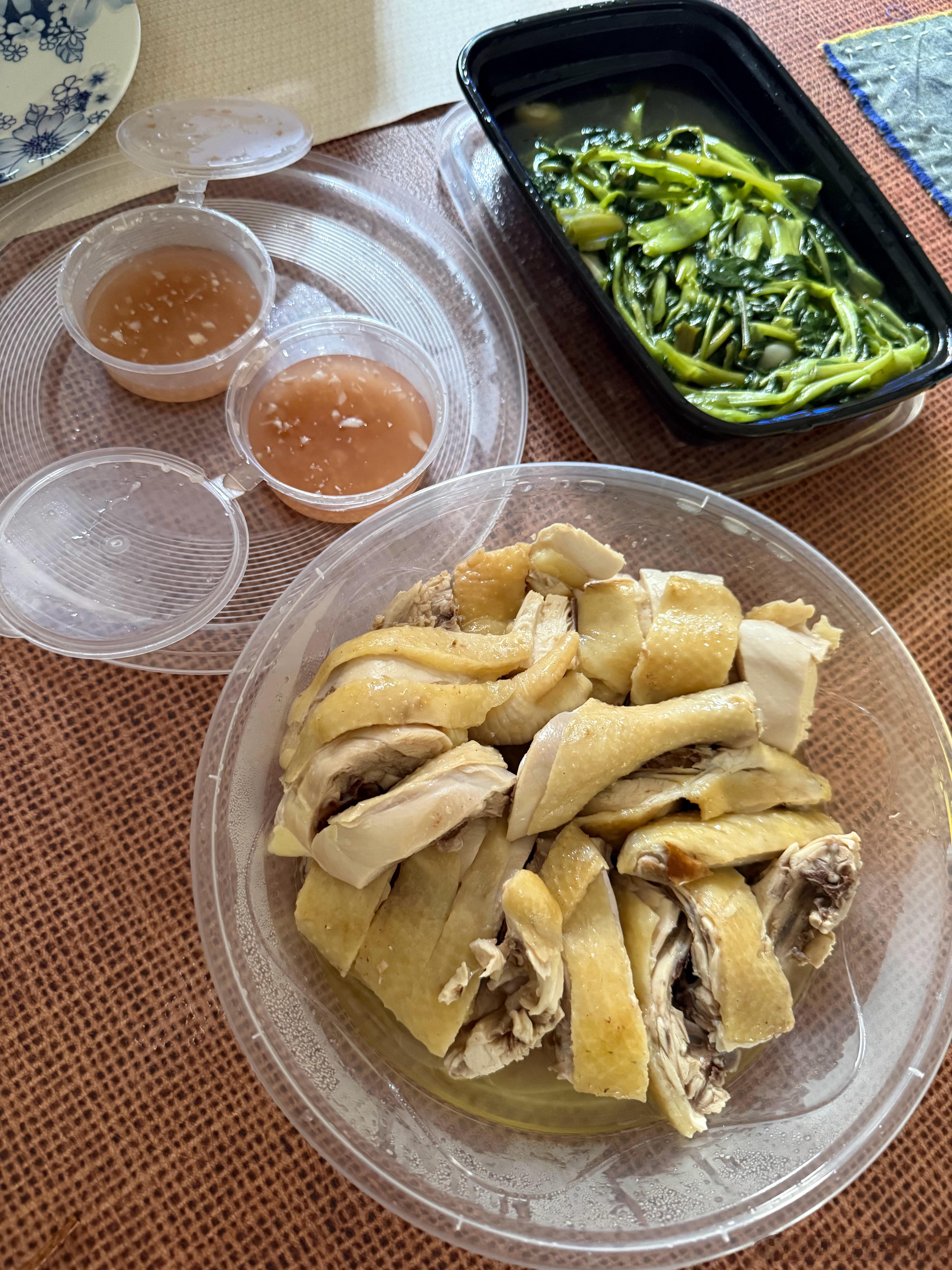今天真是高密度生活的一天挺累 但是充实在上海的时候 爱刷小红书 微博 淘宝甚至实