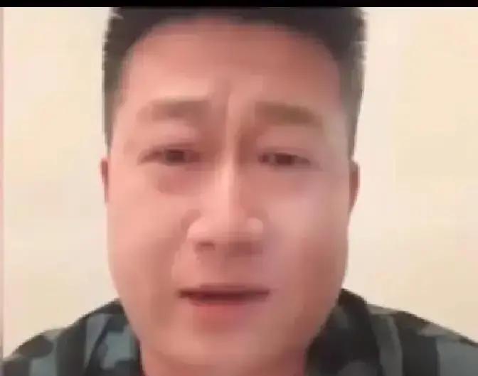 张鹤伦刷大麦数据手抖那刻，我懂了。
德云社门票掉价三成，张鹤伦巡演去掉前缀上座率